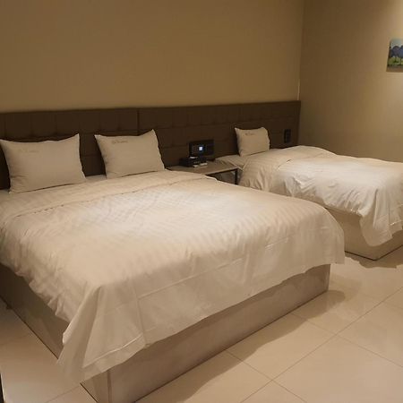 The Empress Hotel Daejeon Esterno foto